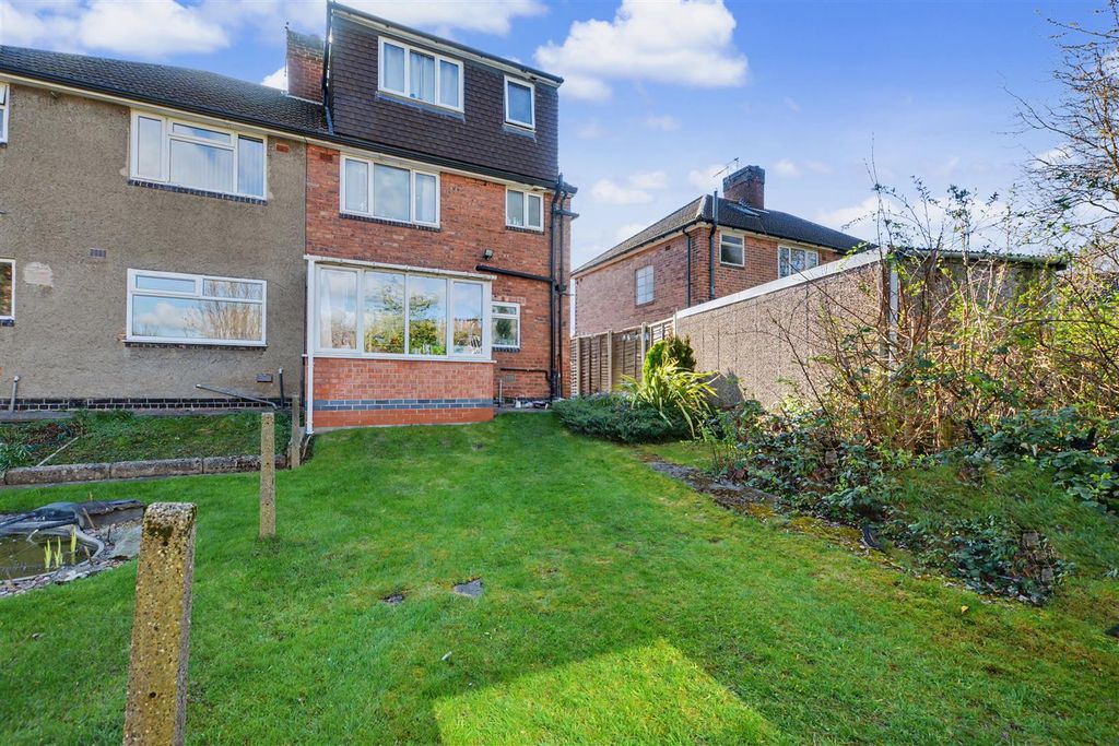 Property photo 2 of 15 Garden_2.Jpeg