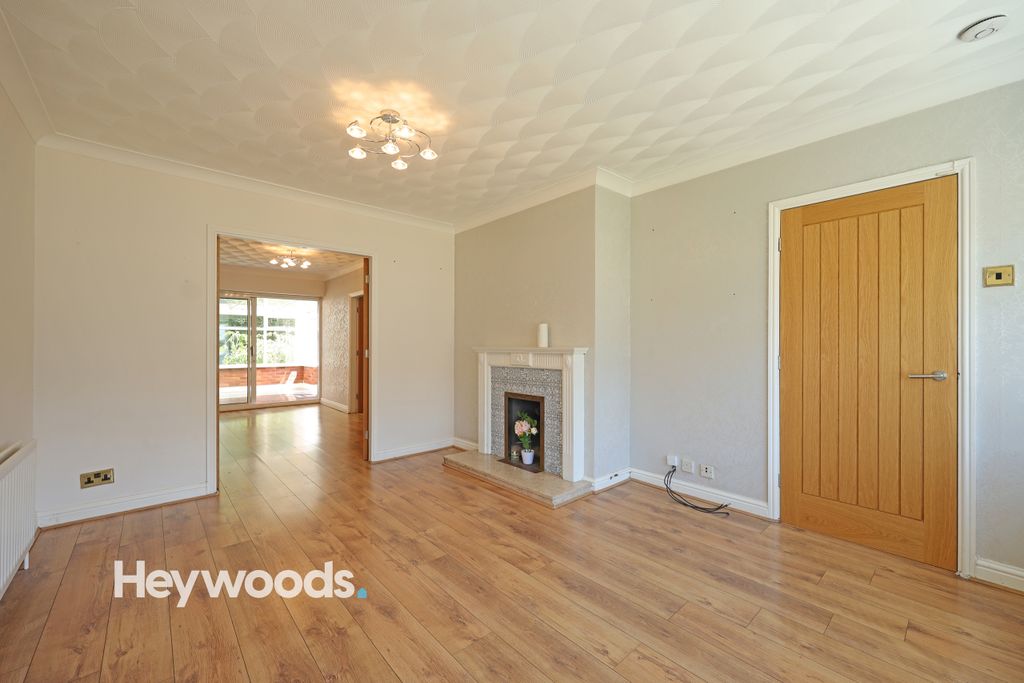 Property photo 3 of 28 0F1A6745