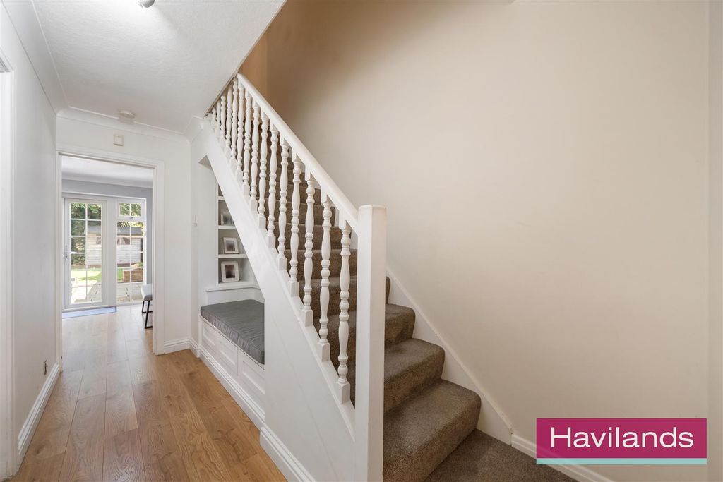 Property photo 2 of 22 Abbey Road-13.Jpg