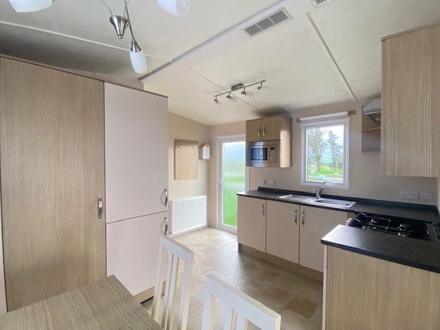 Property photo 3 of 6 Victory Echo Kitchen Lounge1.Jpg