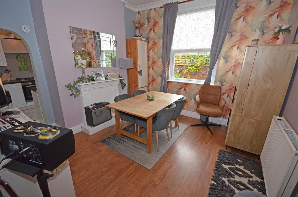 Property photo 3 of 27 01B.Jpg