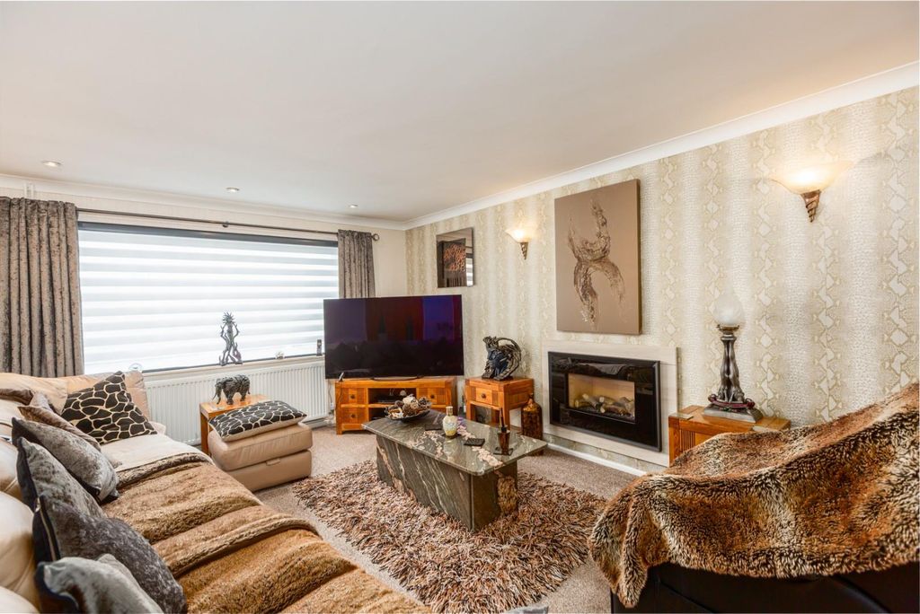 Property photo 2 of 41 Cz0A3900-Edit.Jpg