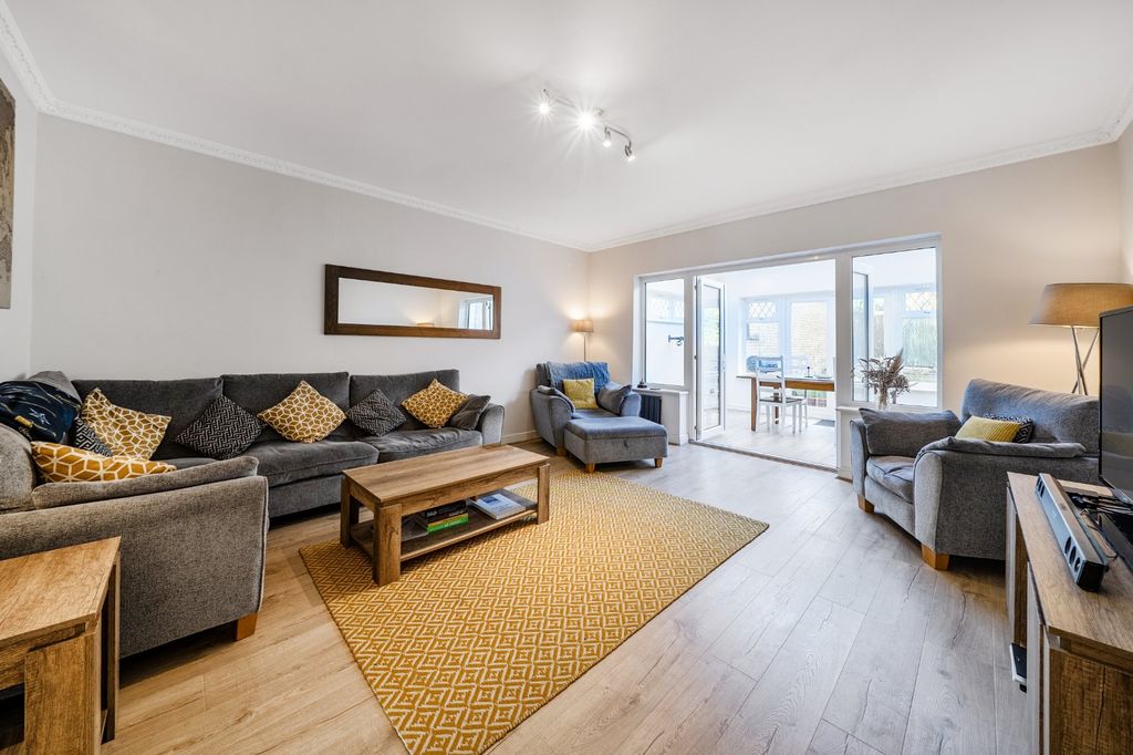 Property photo 1 of 12 Picture No. 18