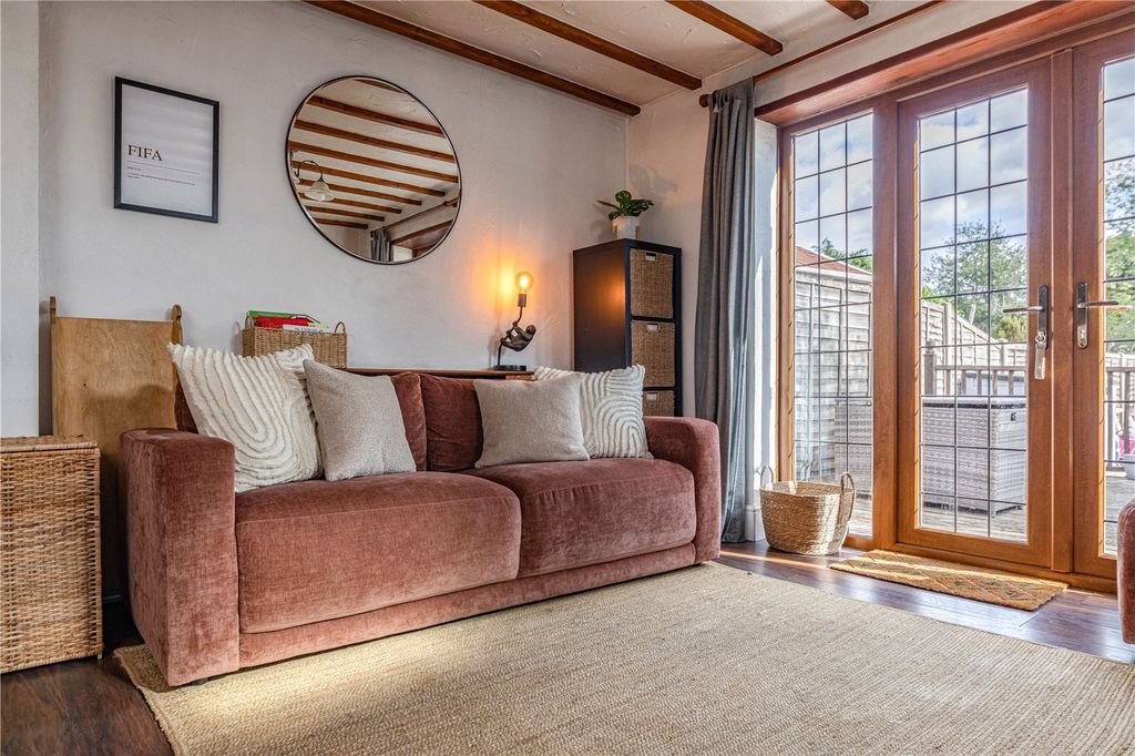 Property photo 2 of 15 Sitting Room
