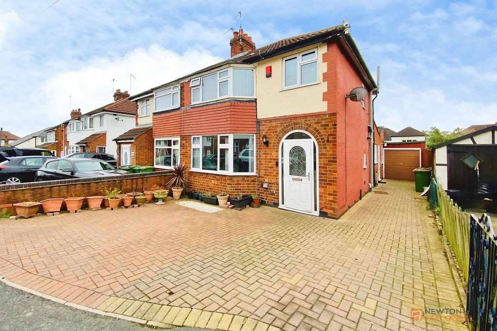 Property photo 1 of 21