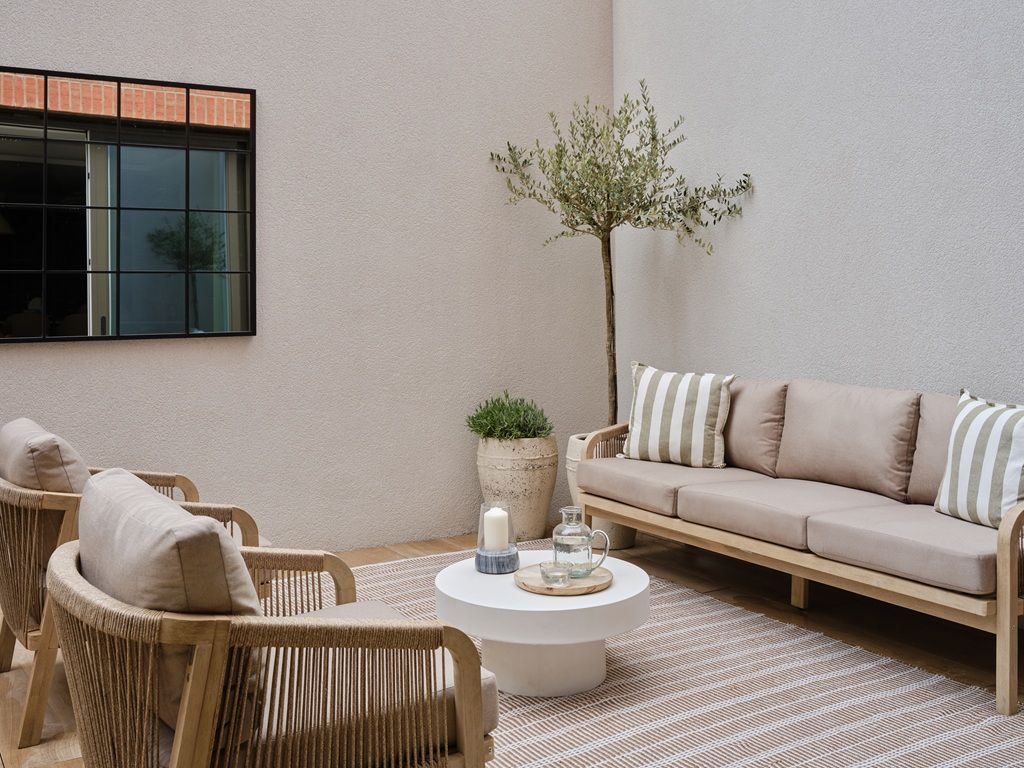 Property photo 3 of 17 Outdoor Terrace