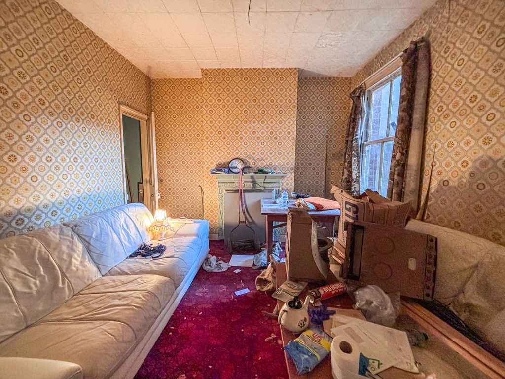 Property photo 3 of 8