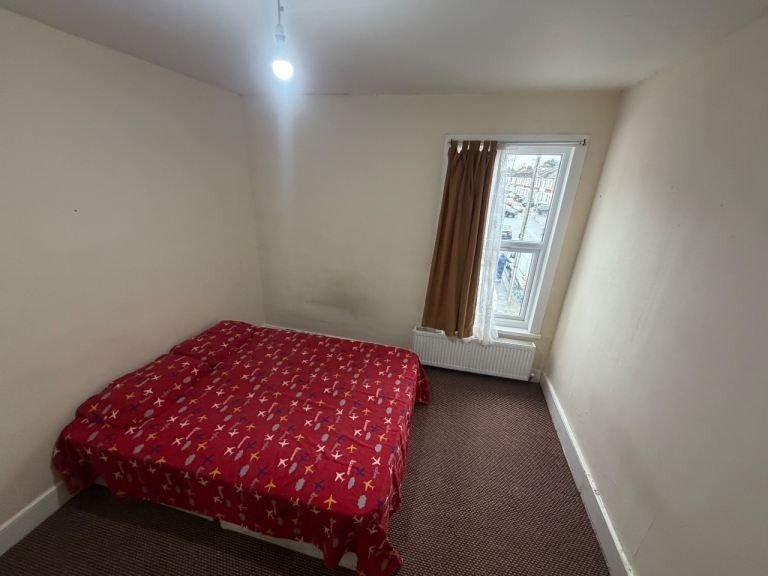 Property photo 1 of 4