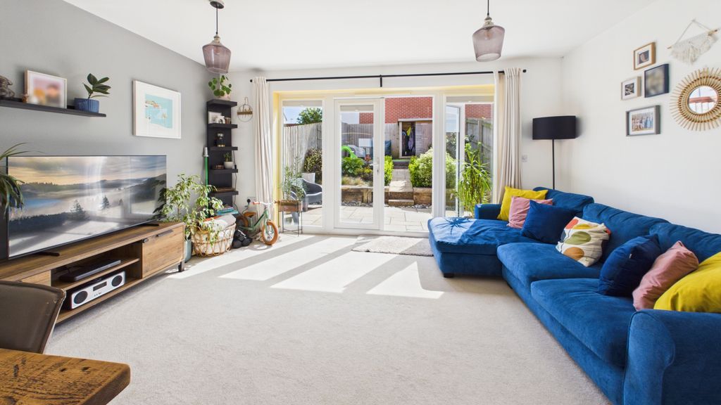 Property photo 3 of 14 Gallery