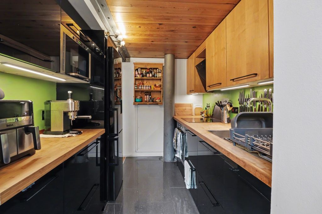 Property photo 3 of 19 Img_9486