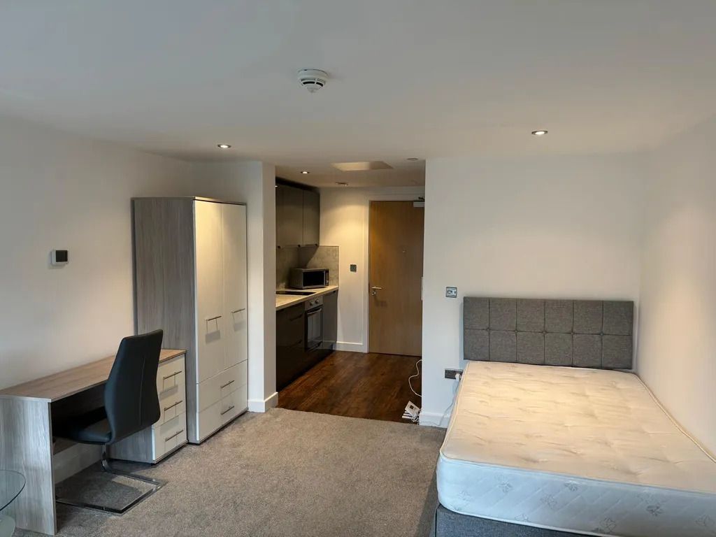 Property photo 1 of 5