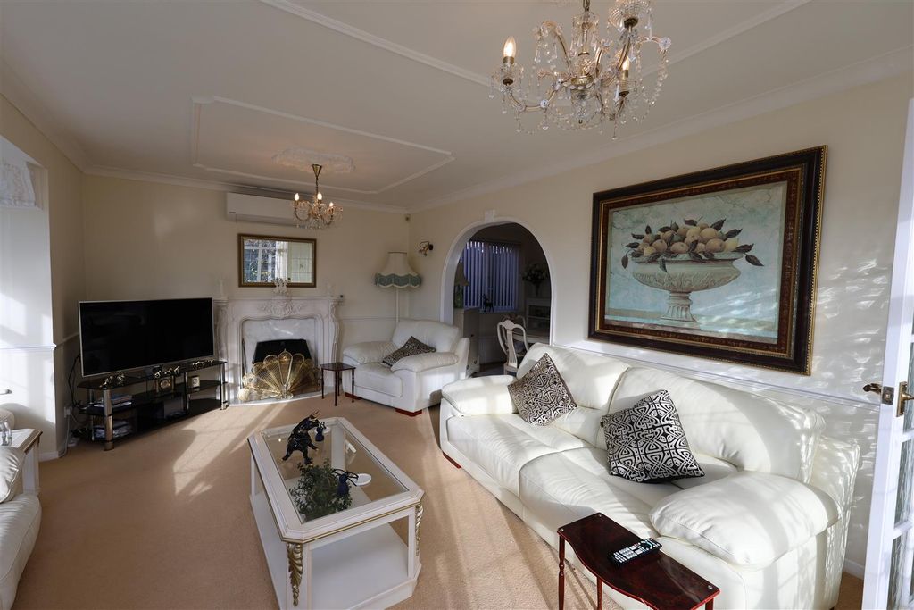 Property photo 2 of 22 Reception Room