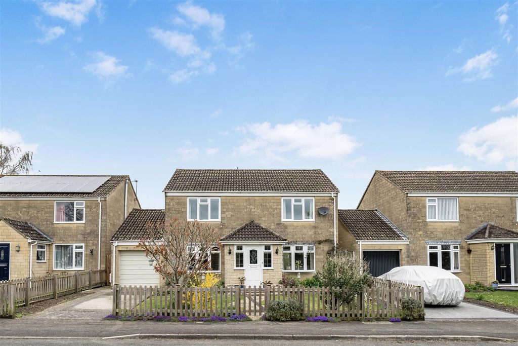 Property photo 1 of 15 Front