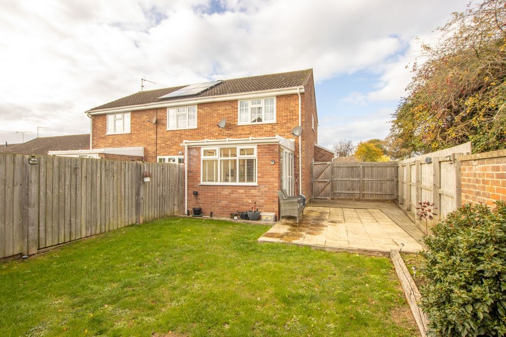 Property photo 2 of 14 4559577