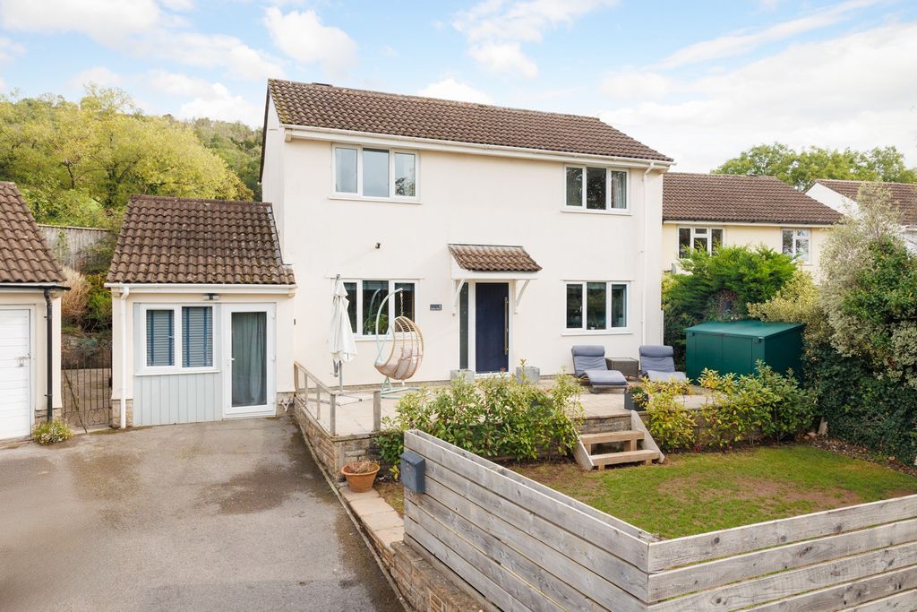 Property photo 1 of 22 4487281