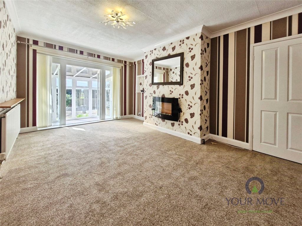 Property photo 2 of 20 Lounge