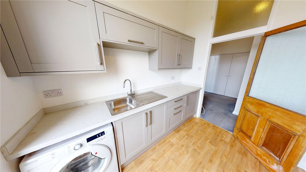 Property photo 3 of 8 Picture No. 08