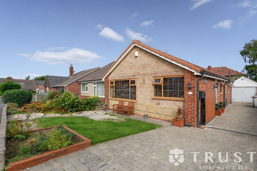 Property photo 1 of 33