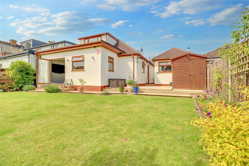 Property photo 3 of 20 11Belmontavenue-34S.Jpg