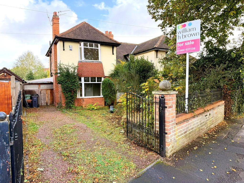 Property photo 1 of 25