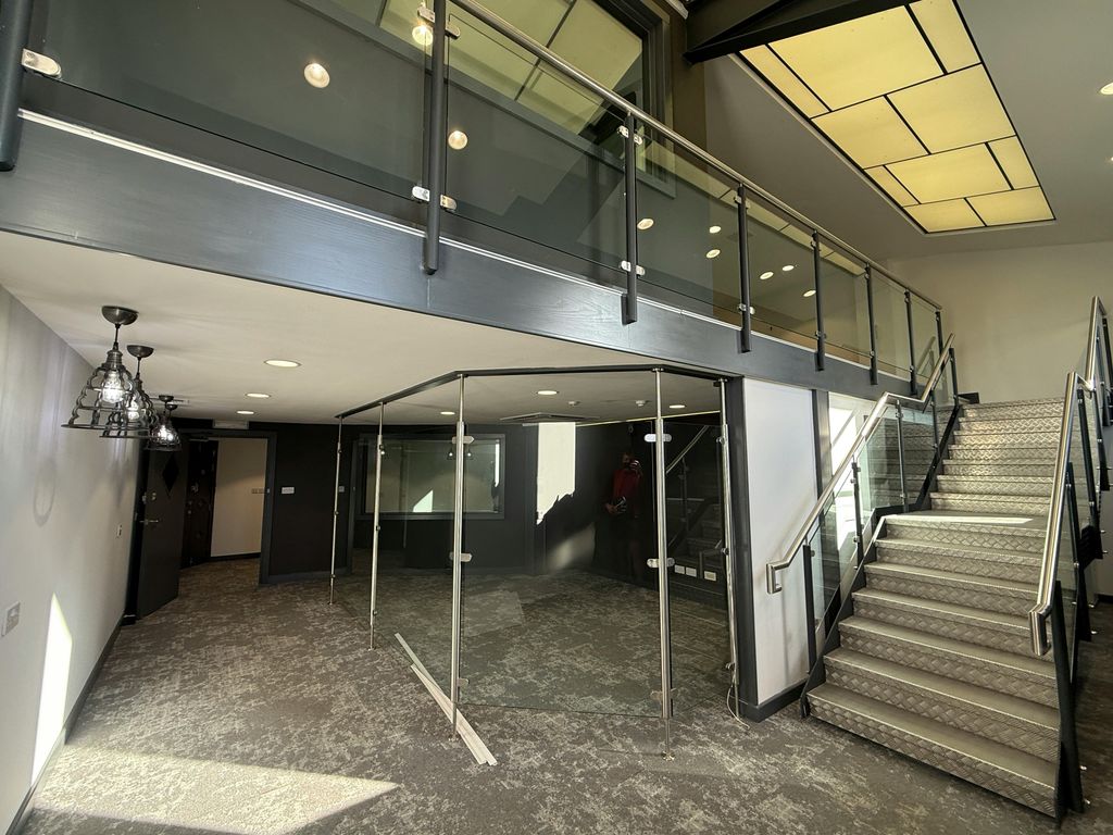 Property photo 2 of 12 Img_0315.Jpg