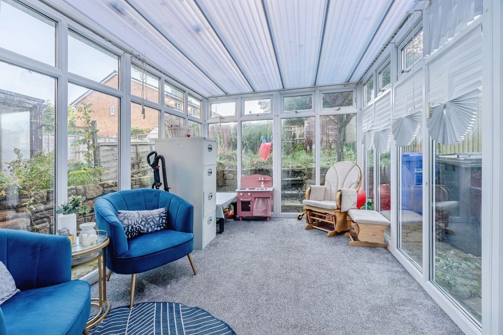 Property photo 3 of 15 Photo