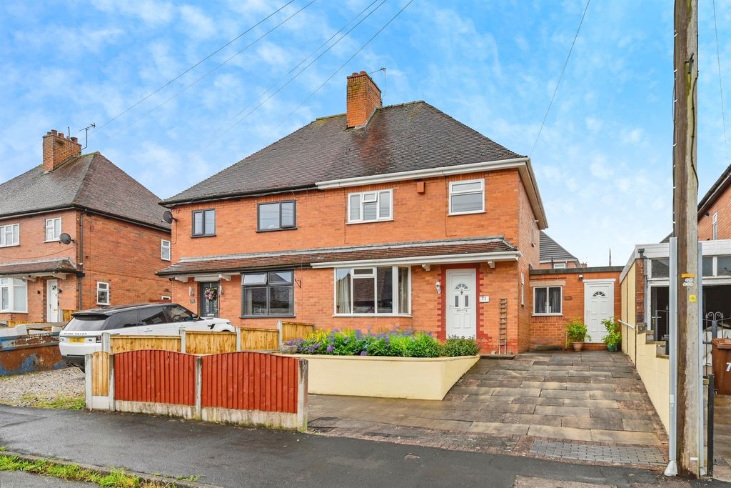 Property photo 1 of 18