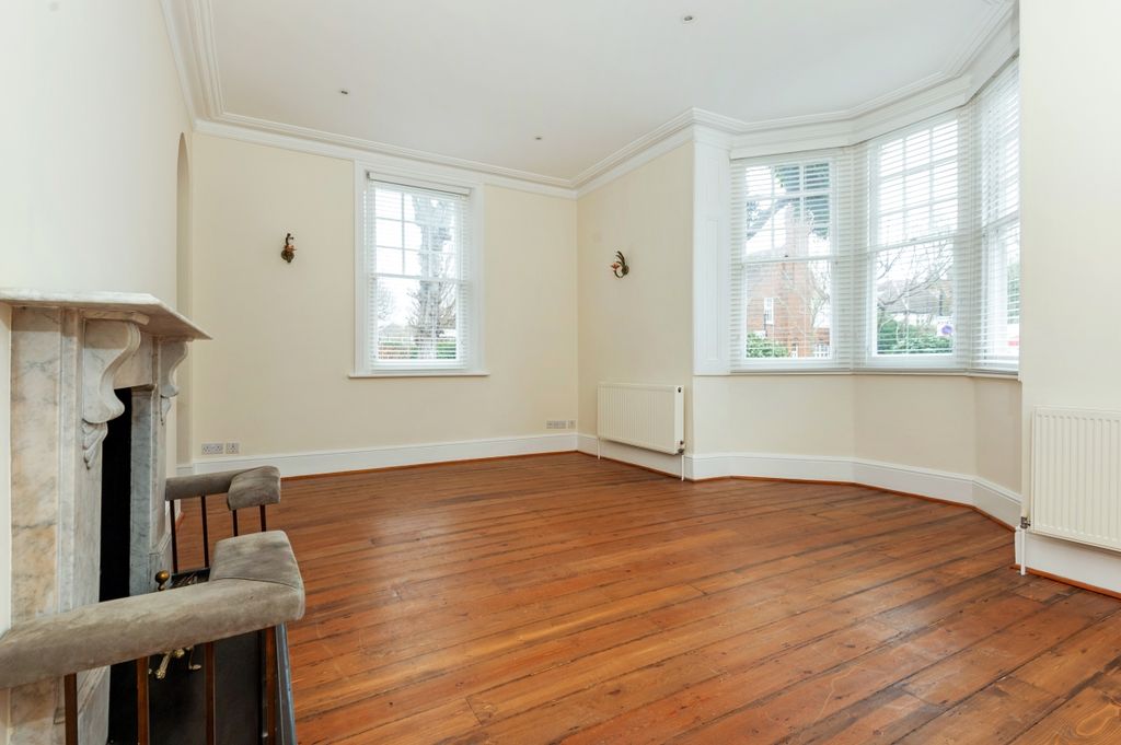 Property photo 3 of 30 85583_35 Woodstoc...