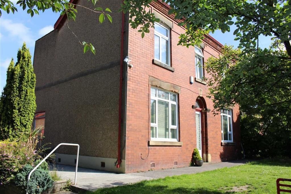 Property photo 2 of 24