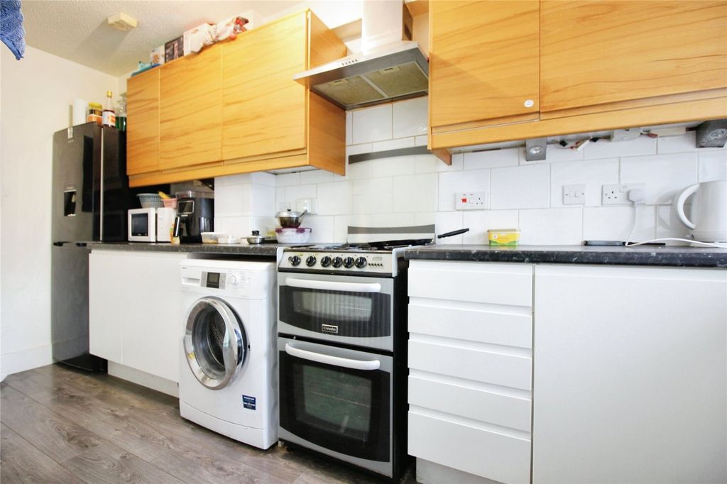 Property photo 3 of 10 Picture No. 09
