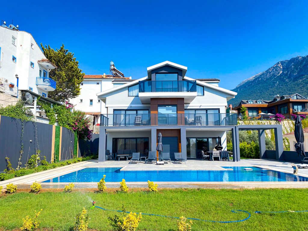 Property photo 1 of 21 Incredible Fethiye Villa For Sale - A Fantastic Villa Investment