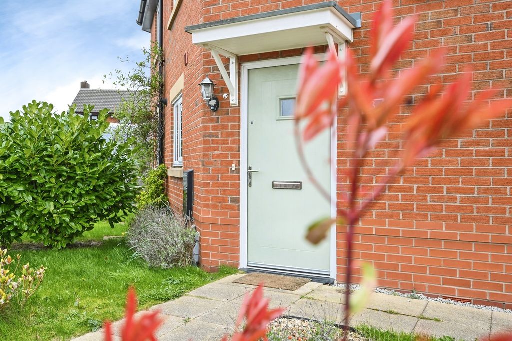 Property photo 1 of 19 Pbox-Img.Jpg