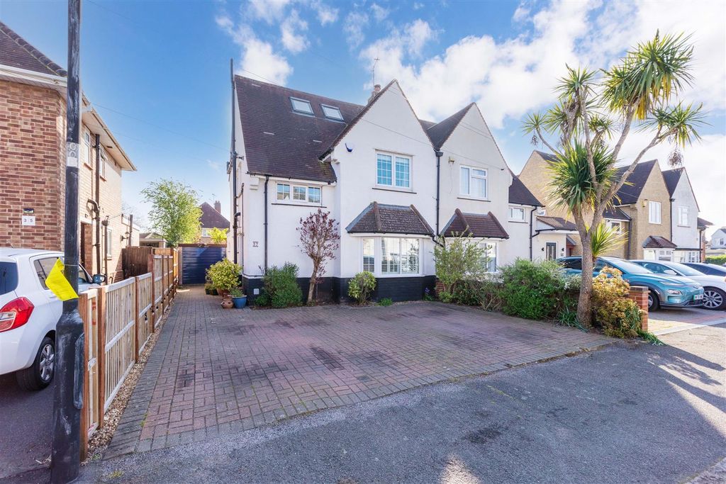 Property photo 1 of 20 37 Anthony Way-7.Jpg