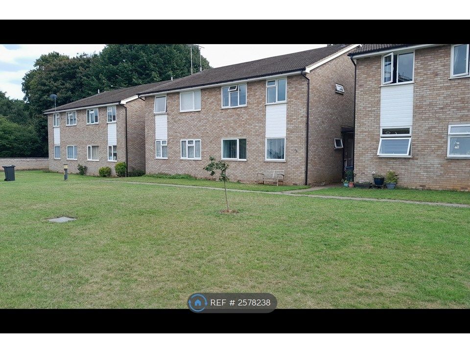 Property photo 2 of 18