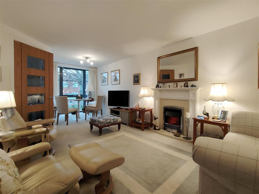 Property photo 1 of 10 Main Photo
