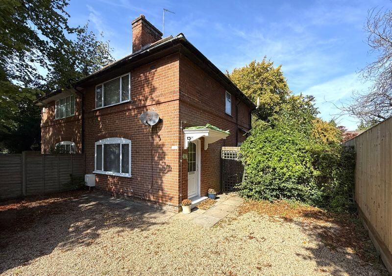 Property photo 1 of 5 External