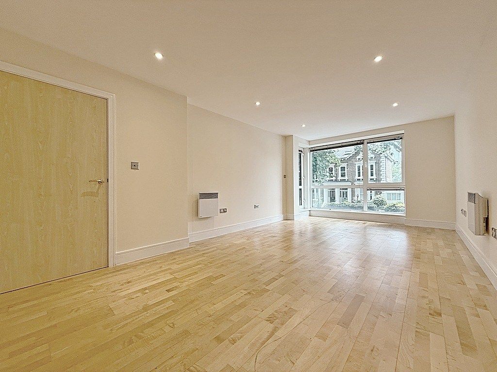 Property photo 2 of 12 Gallery