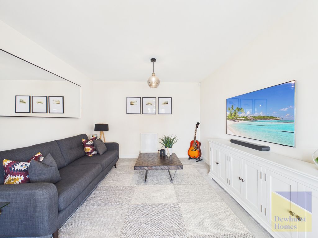 Property photo 2 of 35