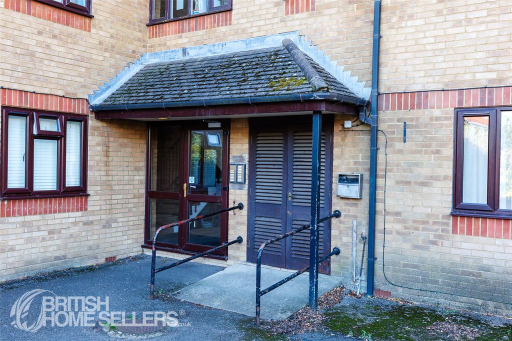 Property photo 3 of 26 Picture No. 27