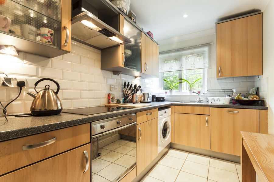 Property photo 2 of 8 d9400Cfe-7100-4A43-8