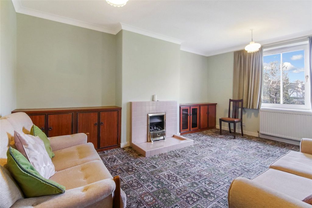 Property photo 2 of 18 Living Room