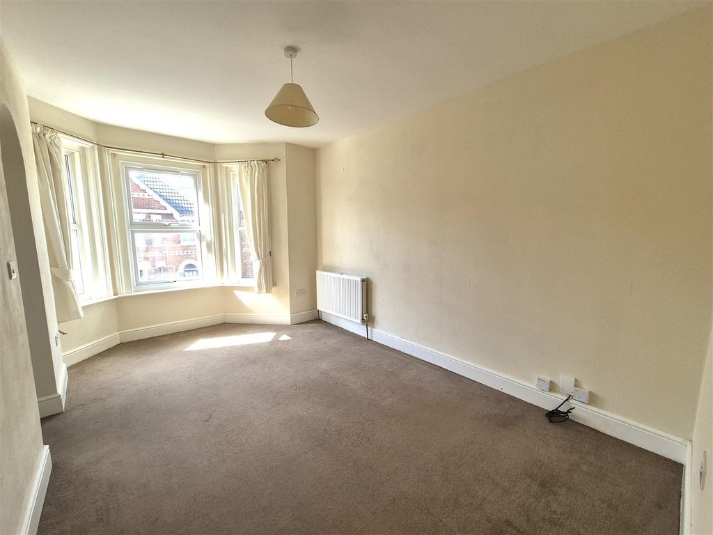 Property photo 2 of 9 Sealo1.Jpg