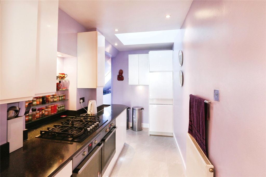 Property photo 3 of 11 Photography
