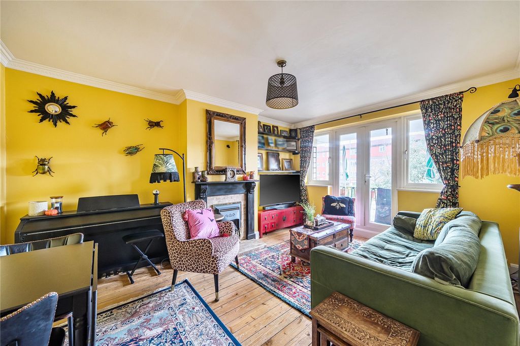 Property photo 2 of 15 Picture No. 14