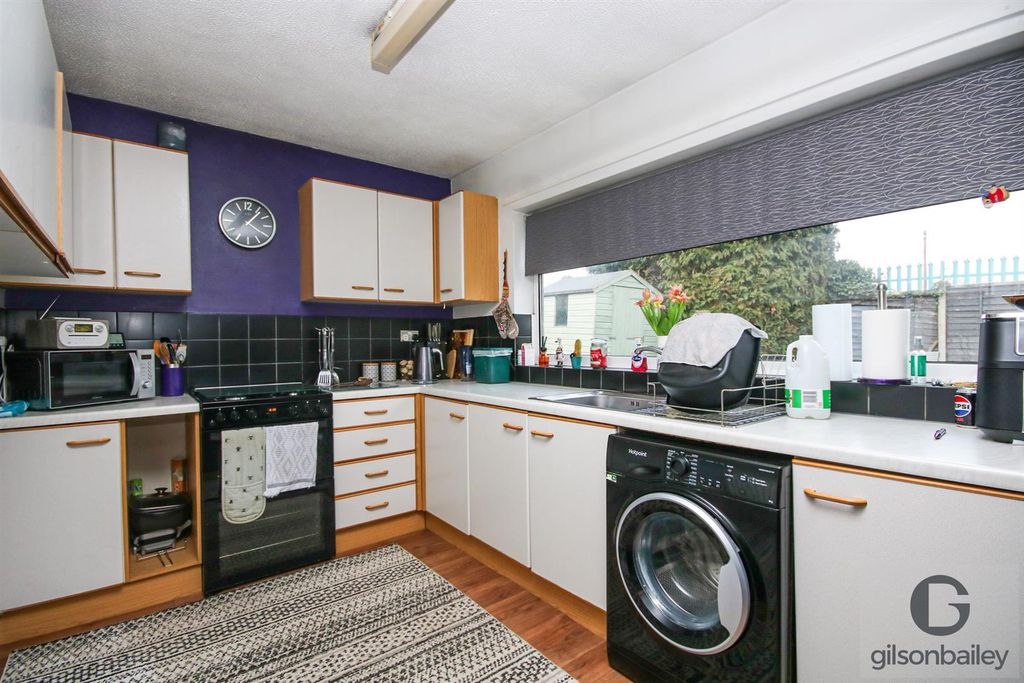Property photo 3 of 12 Img_1871-2.Jpg