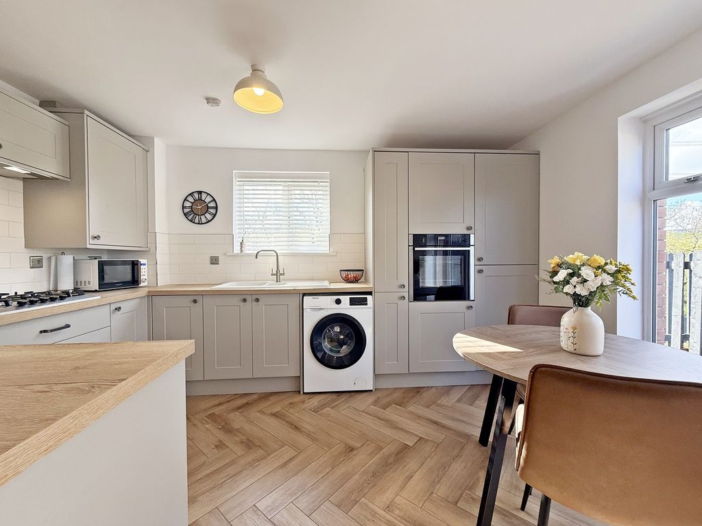 Property photo 3 of 30 Kitchen-Diner