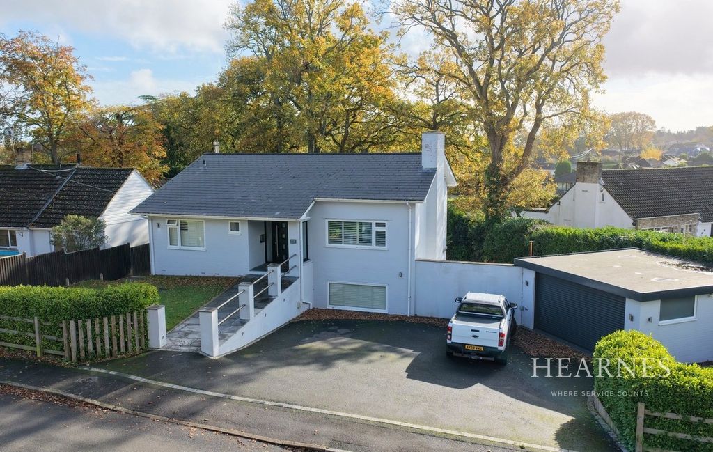 Property photo 1 of 26