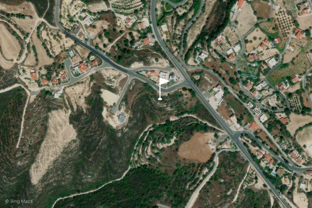 Property photo 2 of 2