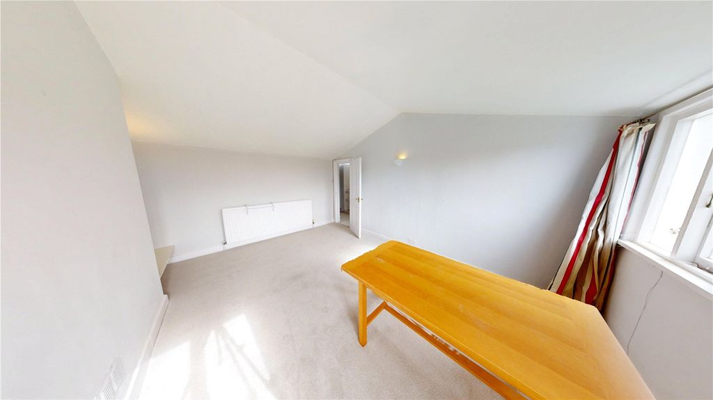 Property photo 3 of 7 Picture No. 04