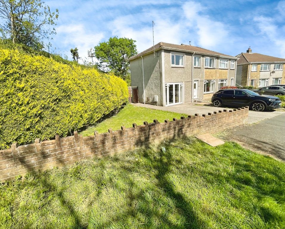 Property photo 1 of 21